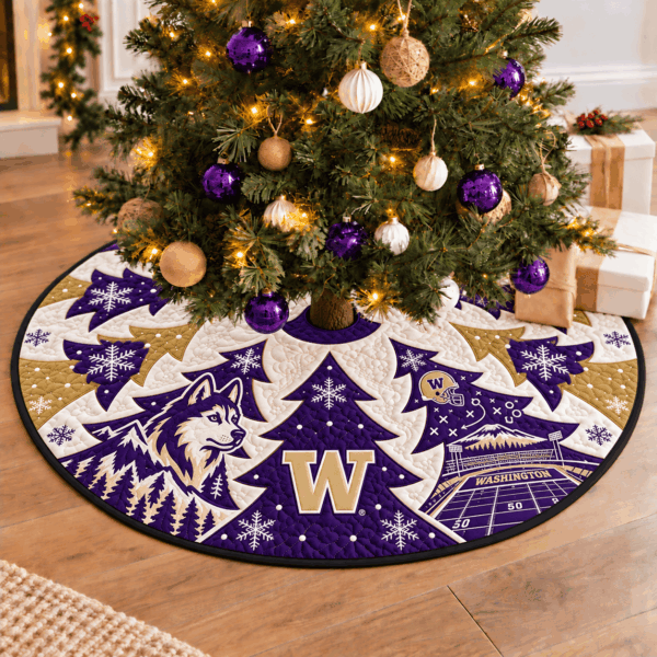Washington Huskies Football Fan Quilted Tree Skirt