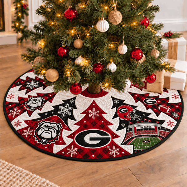 Georgia Bulldogs Football Fan Quilted Tree Skirt