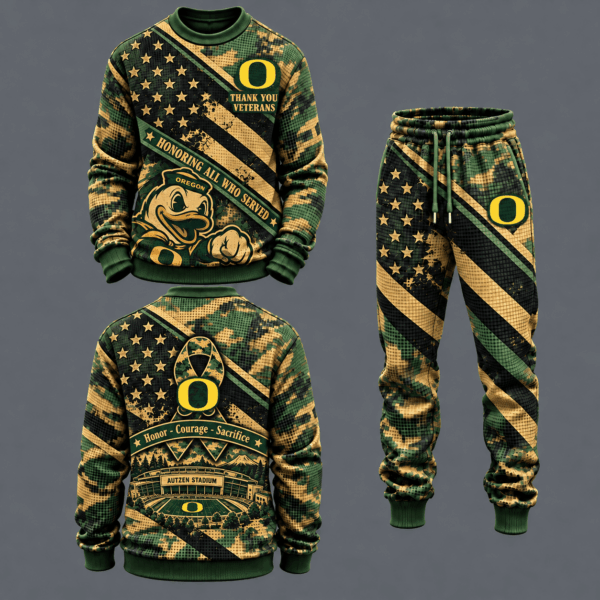 Oregon Ducks Military Camo Waffle Knit Sweatshirt and Jogger Pants Set