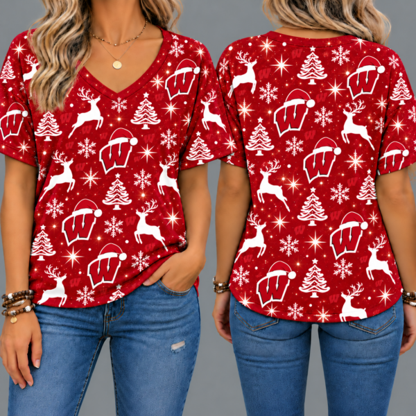 Wisconsin Badgers Women’s Christmas Reindeer Snowflake All-Over Print V-Neck Short Sleeve Shirt