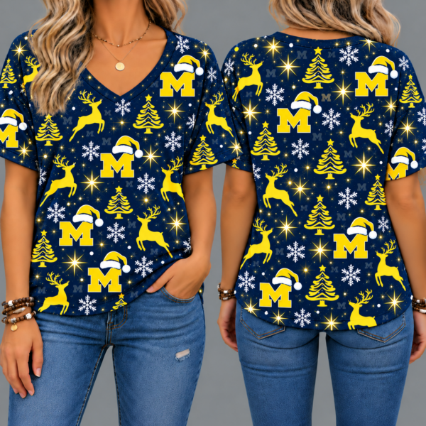 Michigan Wolverines Women’s Christmas Reindeer Snowflake All-Over Print V-Neck Short Sleeve Shirt