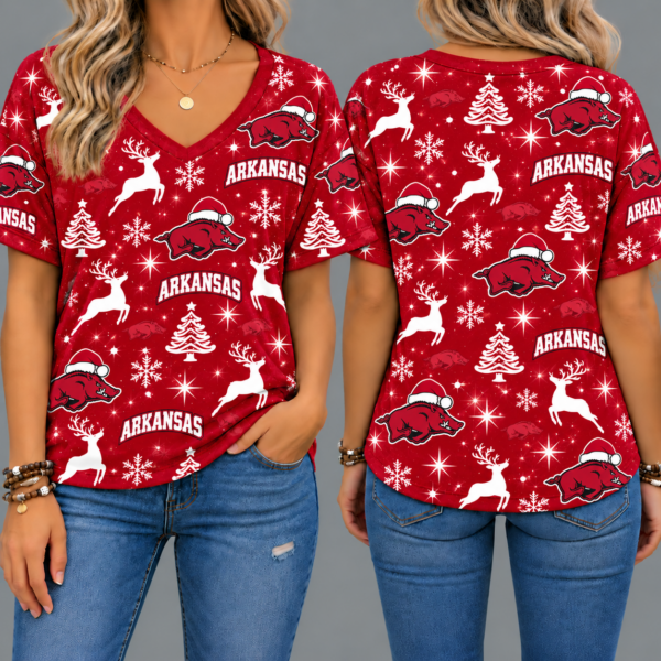 Arkansas Razorbacks Women’s Christmas Reindeer Snowflake All-Over Print V-Neck Short Sleeve Shirt