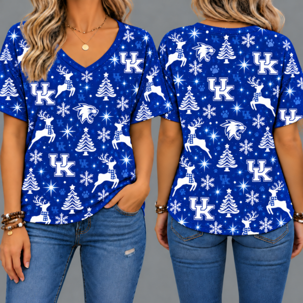 Kentucky Wildcats Women’s Christmas Reindeer Snowflake All-Over Print V-Neck Short Sleeve Shirt